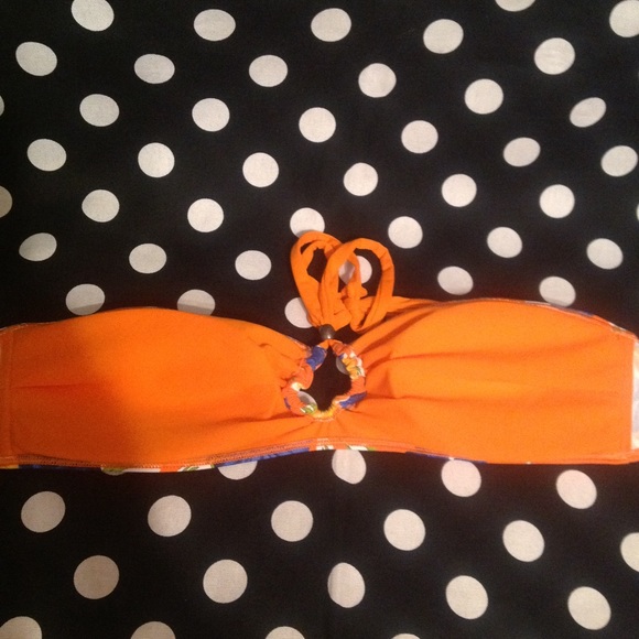 Hollister Bikini Top L! - Picture 3 of 4